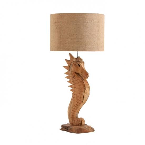 Comprar lámpara de mesa de estilo étnico con caballito de mar en madera color natural de Vical.