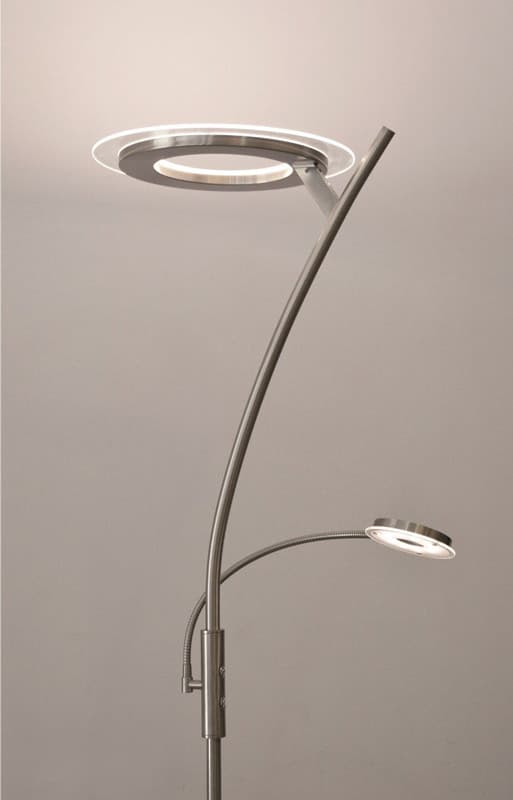 lámpara de pie con doble foco regulable Albero en fondo gris Marca Exo Lighting. Estilo moderno y contemporáneo.