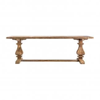 Mesa comedor abo, en color natural envejecido, de estilo clásico. Fabricado en madera de pino reciclado. Producto desmontable.