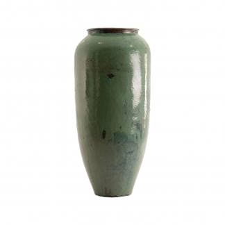 Ánfora chan, en color verde brillo, de estilo colonial. Fabricado en cerámica.