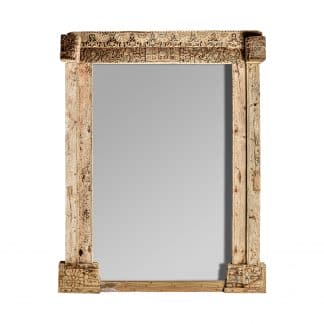 Espejo, en color natural envejecido, de estilo étnico. Fabricado en madera de teka, combinado con espejo.