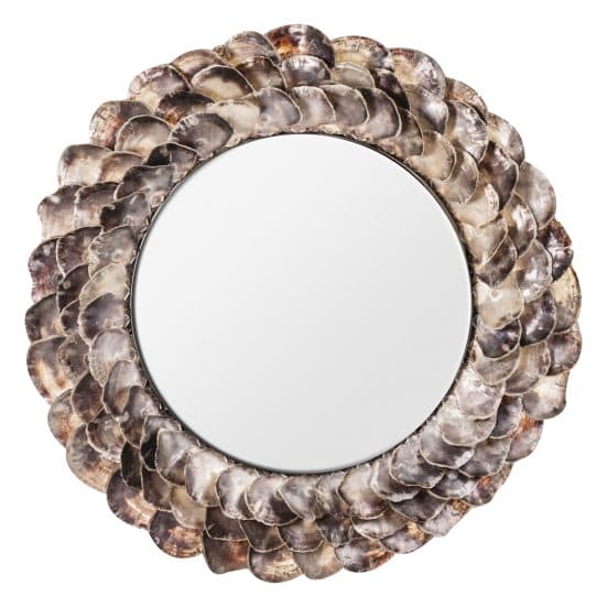 Espejo redondo inga, en color marfil, de estilo nórdico. Fabricado en acero, combinado con concha y espejo.