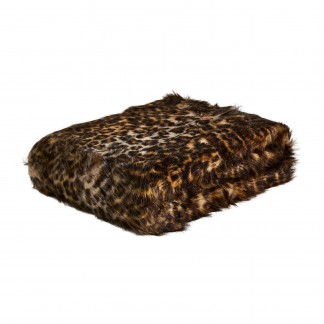 Manta leopardo, en color marrón, de estilo nórdico. Fabricado en poliéster, combinado con acrílico. 80% acrílico,20% poliéster.