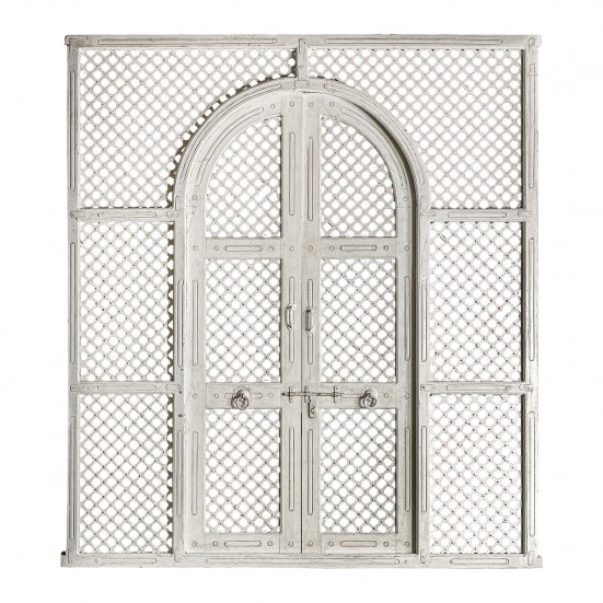 Puerta delia, en color blanco roto envejecido, de estilo provenzal. Fabricado en madera de teka.