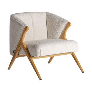 Sillón Prati bouclé de estilo colonial fabricado en madera de pino en color blanco roto combinado con algodón bouclé.
