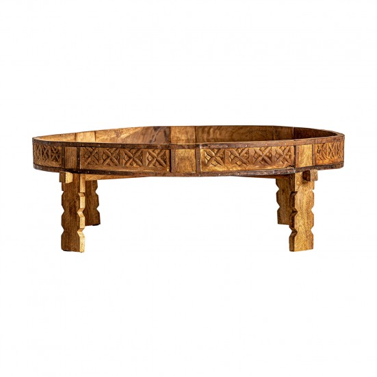 Mesa de centro badai, en color natural tallado, de estilo étnico. Fabricado en madera de mango.
