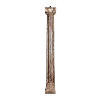 Columna hallie, en color marrón envejecido, de estilo étnico. Fabricado en madera de teka. Producto desmontable.