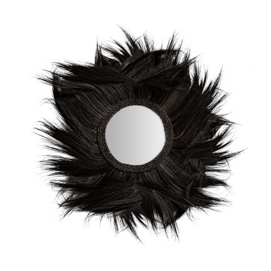 Espejo sinko, en color negro, de estilo étnico. Fabricado en fibra natural, combinado con espejo.