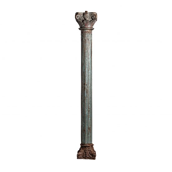 Columna gazit, en color tonos de azul envejecido, de estilo étnico. Fabricado en madera de teka. Producto desmontable.