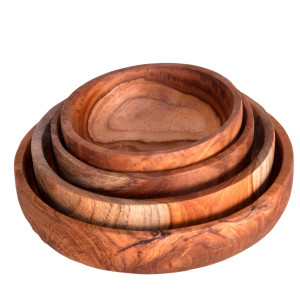 Cuenco j 4 Blessieh de estilo étnico fabricado en madera tropical en color marrón.