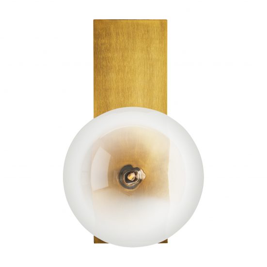Lámpara de pared, en color oro, de estilo art deco. Fabricado en cristal, combinado con latón. Producto desmontable.
