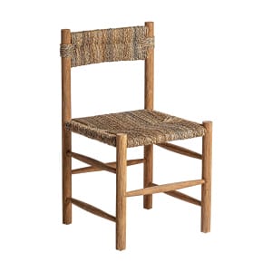 Silla manhula de estilo colonial, fabricado en madera de teka en color marrón, combinado con fibra natural.