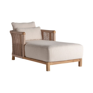 Chaise longue trena de estilo boho, fabricado en madera de teka reciclada en color marrón, combinado con polipropileno reciclado en color beige y espuma. Producto desmontable, desenfundable.