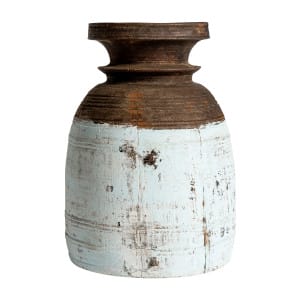 Jarrón kalid de estilo étnico, fabricado en madera recuperada en color tonos en marrón.