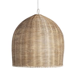 Lámpara de colgar Hatelhe de estilo boho, fabricado en ratán en color marrón.