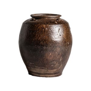 Jarrón Clark de estilo colonial, fabricado en cerámica en color tonos en marrón.