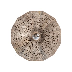 Aplique Jacquard de estilo contemporáneo, fabricado en madera de mango en color marrón. Producto desmontable.