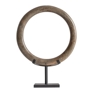 Figura decorativa de estilo nórdico, fabricado en mármol en color marrón, combinado con hierro en color negro.