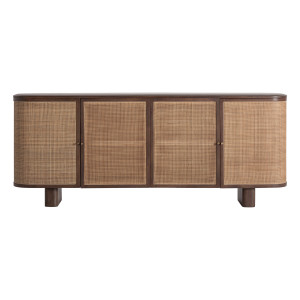 Aparador Gondorf de estilo nórdico, fabricado en madera de mango en color marrón, combinado con ratán en color arena. Producto desmontable.