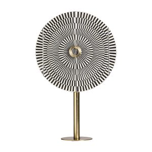 Mueble bar Gatsby de estilo art deco, fabricado en madera dm en color negro, combinado con hierro en color blanco y hueso en color oro. Interior de terciopelo. Producto desmontable.