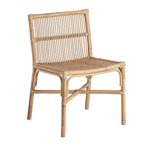 Silla tandag de estilo contemporáneo, fabricado en ratán en color marrón.