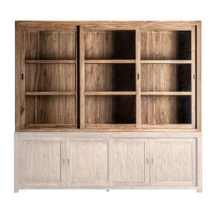 Vitrina nysted, de estilo colonial. Fabricado en madera de teka reciclada, en color marrón.