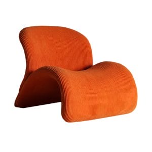 Sillón Vianne de estilo contemporáneo, fabricado en poliéster en color naranja, combinado con madera de pino.