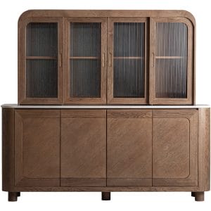 Mueble bar Douzy de estilo colonial, fabricado en madera roble en color marrón, combinado con mármol en color blanco con acabado veteado y cristal en color transparente. Producto desmontable.