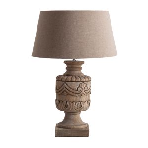 Lámpara de sobremesa de estilo provenzal, fabricado en madera de mango en color marrón, combinado con algodón en color beige.