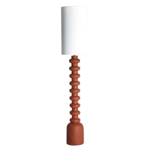 Lámpara de pie Temba de estilo contemporáneo, fabricado en resina en color terracota, combinado con poliéster en color blanco roto. Producto desmontable.