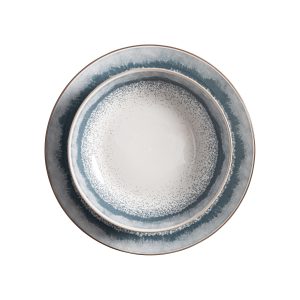 Vajilla j 18 Chambrey de estilo art deco, fabricado en porcelana en color blanco en color azul.