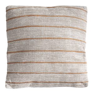 Cojín Milo de estilo contemporáneo, fabricado en algodón en color beige, combinado con lino en color terracota y guata sintética. Producto desenfundable.