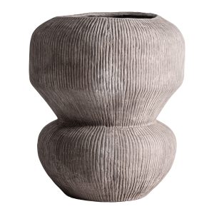 Jarrón Soan de estilo contemporáneo, fabricado en fibrocemento en color gris.