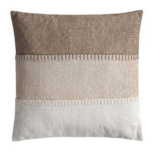 Cojín Luken de estilo contemporáneo, fabricado en algodón en color tonos neutros, combinado con chenilla y guata sintética. Producto desenfundable.