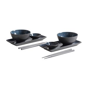 Vajilla j 8 Saussi de estilo contemporáneo, fabricado en cerámica en color azul petroleo.