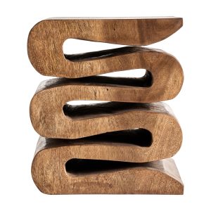Mesa auxiliar Xagar de estilo étnico, fabricado en madera suar en color marrón.