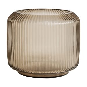 Portavela Tinca de estilo contemporáneo, fabricado en vidrio en color marrón. Producto desmontable.