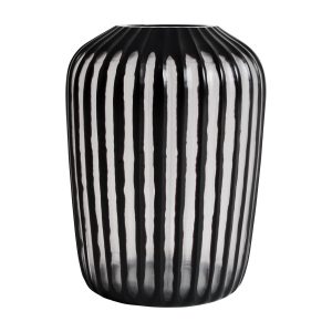 Jarrón Doboz de estilo contemporáneo, fabricado en vidrio en color negro.