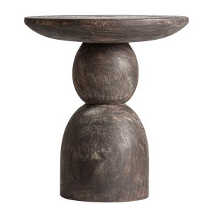 Mesa auxiliar Daknea de estilo rústico, fabricado en madera suar en color marrón con acabado envejecido.