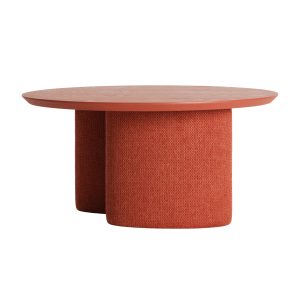 Mesa de centro Foam de estilo contemporáneo, fabricado en chapa de fresno en color teja, combinado con madera dm en color marrón y poliéster en color teja. Producto desmontable.