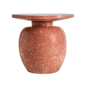Mesa auxiliar, fabricado en terrazo en color rosa.