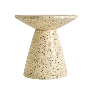 Mesa auxiliar, fabricado en terrazo en color amarillo.