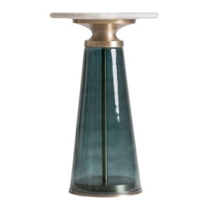 Mesa auxiliar Talud de estilo contemporáneo, fabricado en vidrio en color azul, combinado con mármol en color blanco con acabado veteado mate y acero en color dorado. Producto desmontable.