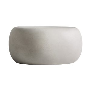 Mesa de centro Makou de estilo contemporáneo, fabricado en arcilla en color blanco roto, combinado con fibra de vidrio.